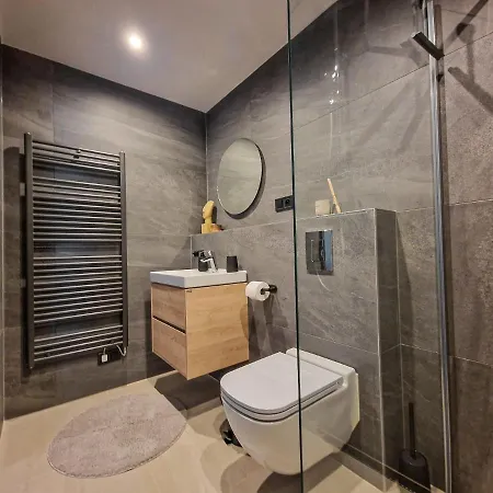 Stroemy Demaenovska Dolina Lägenhet *