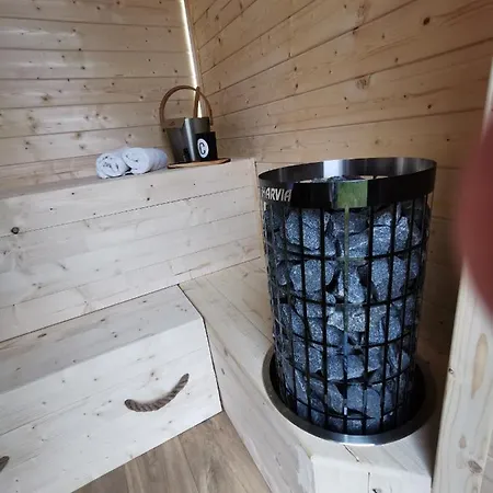 Stroemy Demaenovska Dolina *