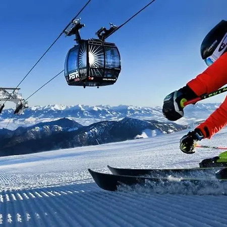 Stroemy Demaenovska Dolina *