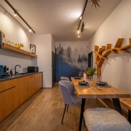 Stroemy Demaenovska Dolina * Liptovský Mikuláš